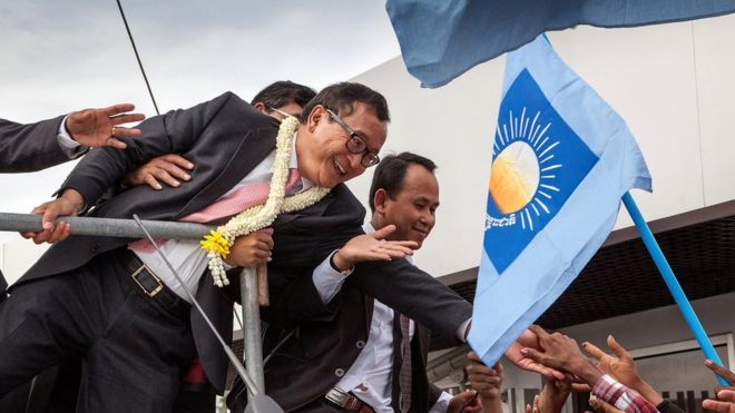 Cambodia opposition leader Sam Rainsy resigns